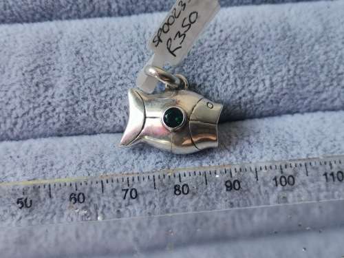 Discount!! Cute Silver Fish Pendant