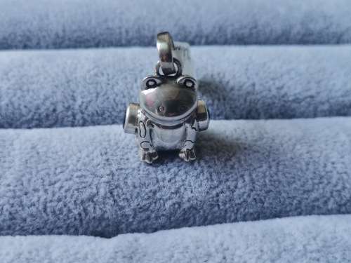Discount!! Cute Silver Frog Pendant