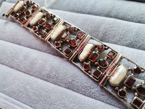 Discount!! Chunky Silver Pearl and Garnet Bracelet