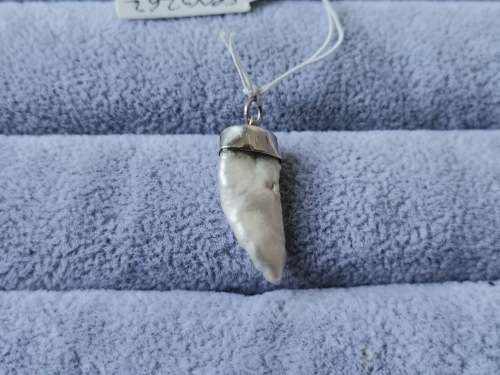 Discount!! Silver Pearl Pendant