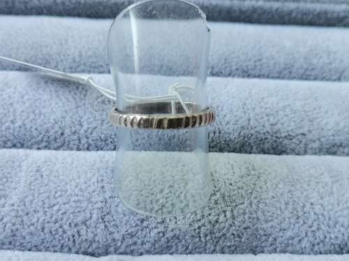 *R1 Auction* Silver Patterned Ring