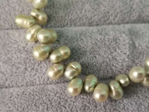 Discount!! Freshwater Pearl necklace and Earring Set