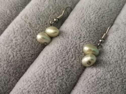 Discount!! Freshwater Pearl necklace and Earring Set
