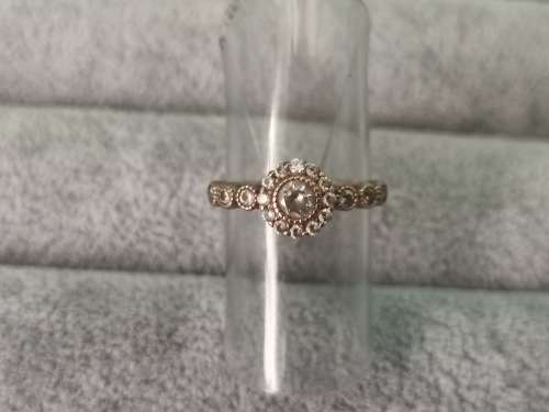 Dainty 9ct Gold Ring