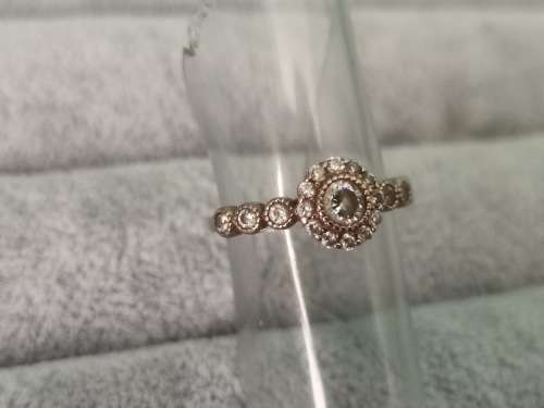Dainty 9ct Gold Ring