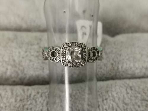 DISCOUNT!!! Dazzling Silver Ring