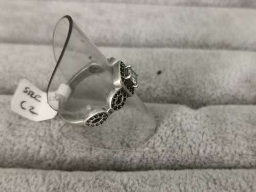 DISCOUNT!!! Dazzling Silver Ring
