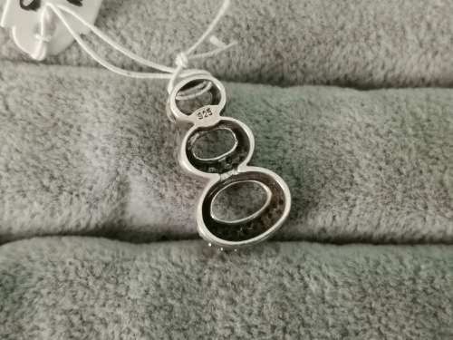 DISCOUNT!!! Dazzling Silver Pendant