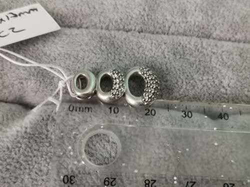 DISCOUNT!!! Dazzling Silver Pendant