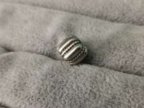 Discount!! Pandora Clip Charm