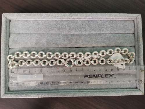 DISCOUNT!!! Stunning Silver Chain