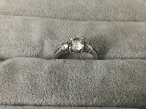 DISCOUNT!!! Pretty Silver Ring