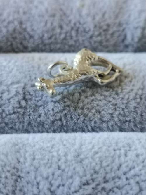 DISCOUNT!!! Silver Giraffe Charm