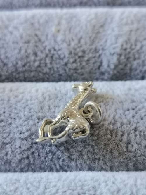 DISCOUNT!!! Silver Giraffe Charm