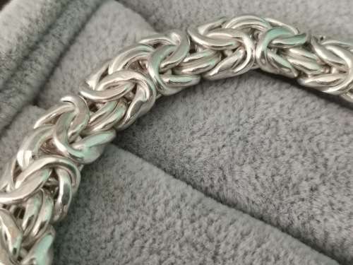 Unique Silver Chain