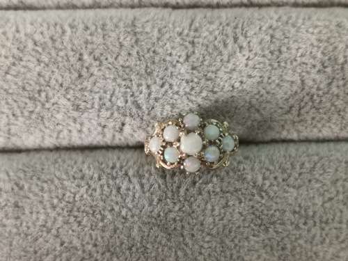 9ct Gold Opal Ring