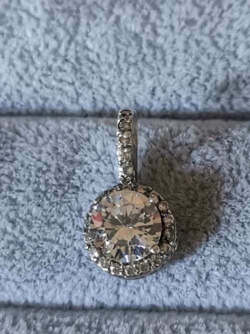 Dazzling Silver Pendant