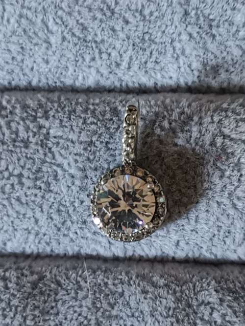Dazzling Silver Pendant