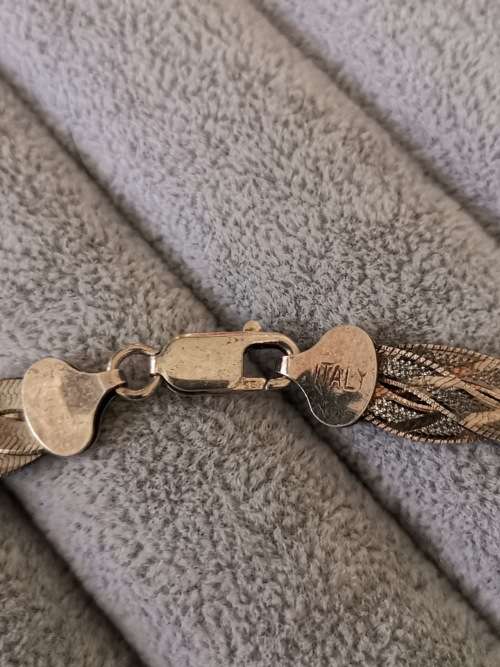 DISCOUNT!!! Stunning Silver Chain