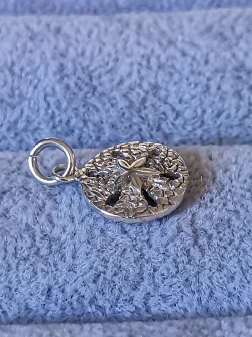DISCOUNT!!! Unique Silver Pendant