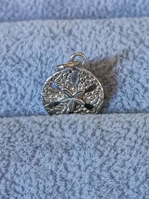 DISCOUNT!!! Unique Silver Pendant