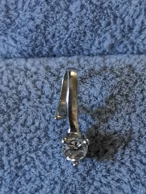 DISCOUNT!!! Dainty Silver Pendant
