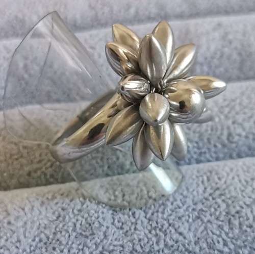Silver Flower Ring
