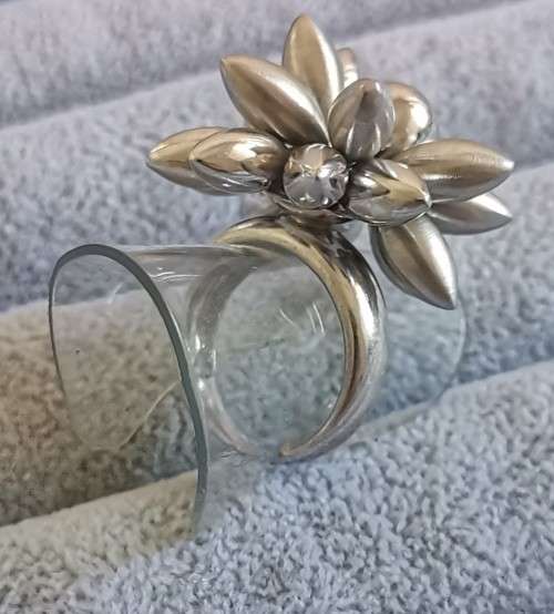 Silver Flower Ring