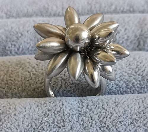 Silver Flower Ring