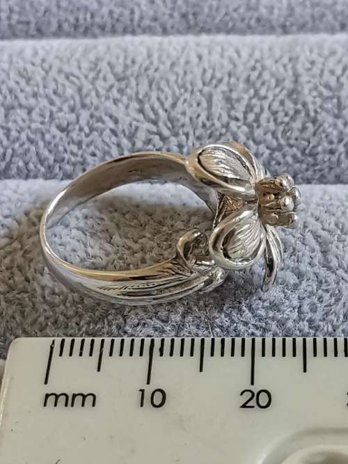 DISCOUNT!!! Silver Flower Ring