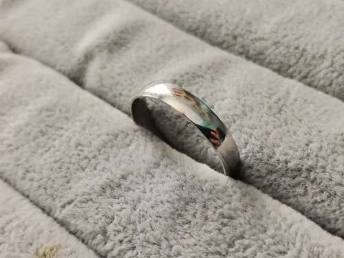 9ct Gold White Gold Ring