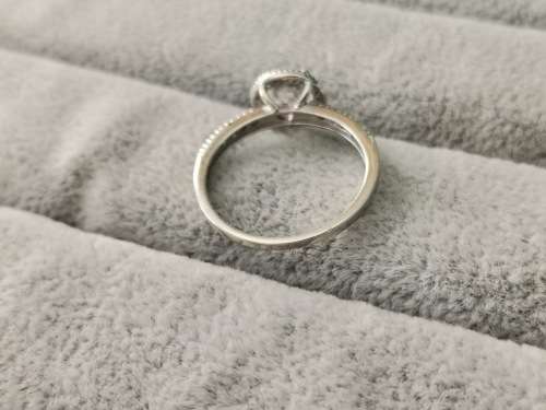 9ct White Gold Halo Ring