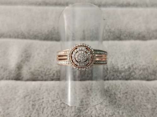 9ct Gold Diamond Ring