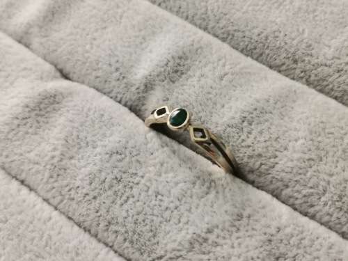 9ct Gold Emerald Ring