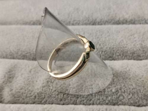 9ct Gold Emerald Ring