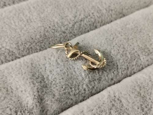 9ct Gold Anchor Pendant