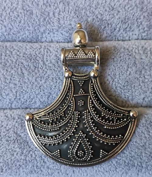 DISCOUNT!!! Unique Silver Pendant