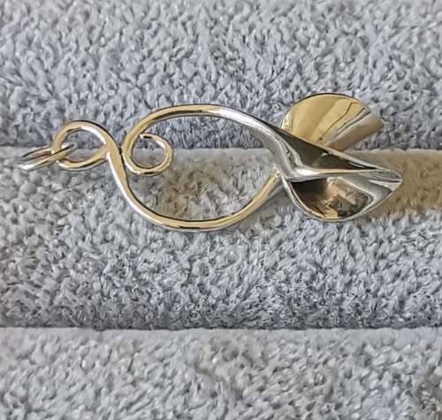 DISCOUNT!!! Silver Arum Lilly Pendant