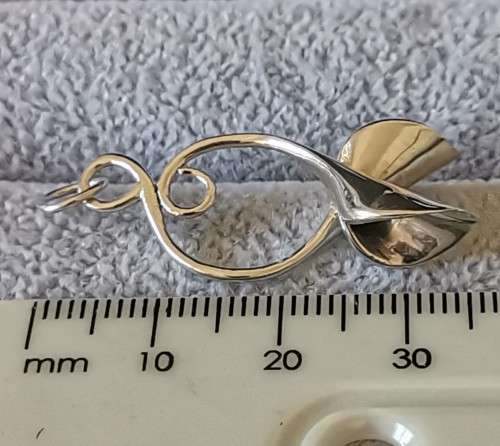 DISCOUNT!!! Silver Arum Lilly Pendant