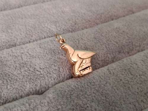 9ct Gold Egyptian Pendant with a Surprise