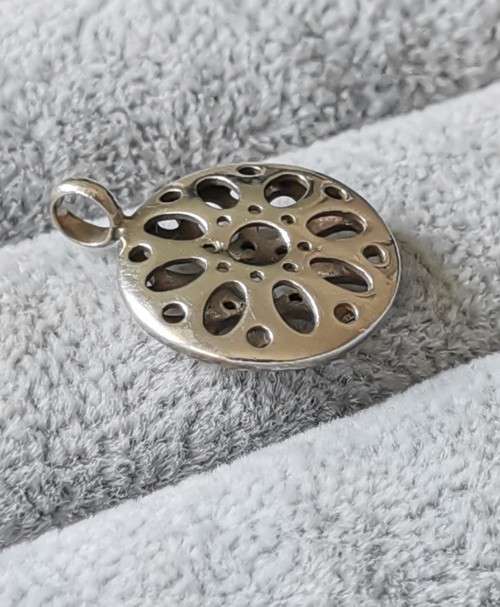 DISCOUNT!!! Unique Silver Pendant