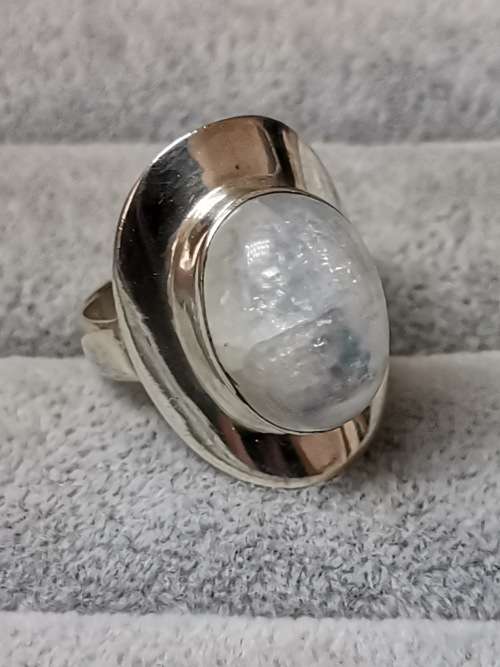 DISCOUNT!!! Silver Moonstone Ring