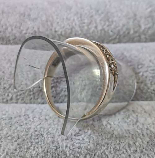 DISCOUNT!!! Dazzling Silver Ring