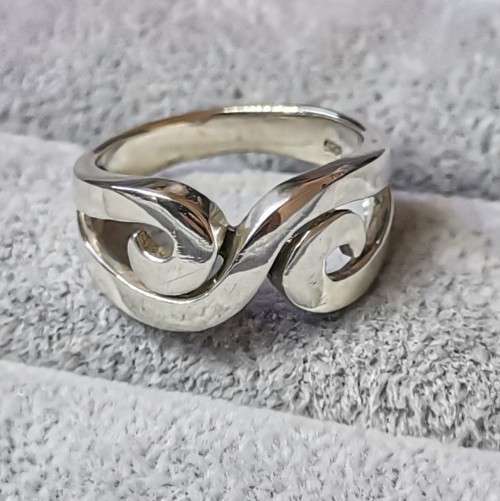 DISCOUNT!!! Unique Silver Ring