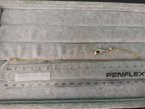 Stunning 9ct Gold Necklace