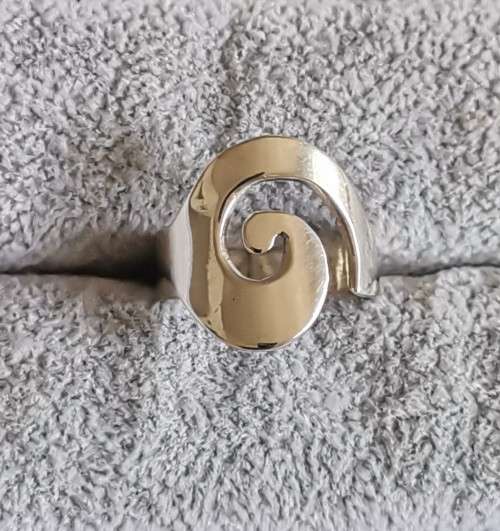 DISCOUNT!!! Silver Statement Ring