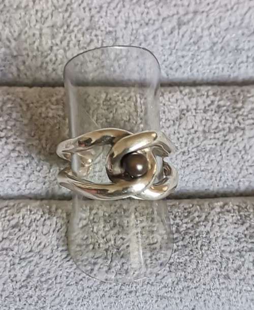 DISCOUNT!!! Silver Pearl Ring