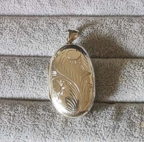 DISCOUNT!!! Detailed Silver Locket Pendant