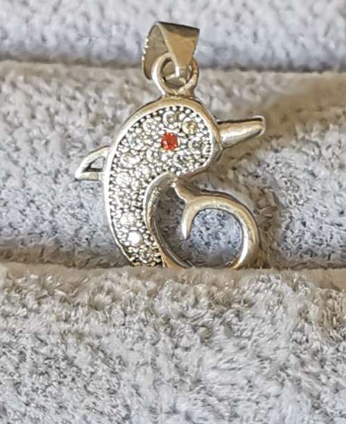 DISCOUNT!!! Dazzling Silver Dolphin Pendant