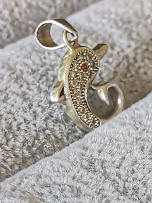 DISCOUNT!!! Dazzling Silver Dolphin Pendant